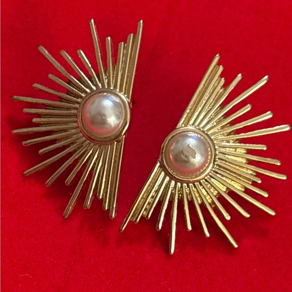 Gold Sunburst Pearl Statement Earrings Celestial Starburst 1.5” - Picture 1 of 4